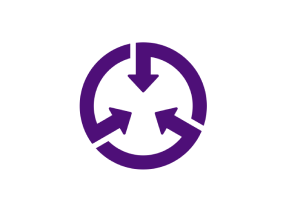 Logotipo morado de un círculo con 3 flechas apuntando al interior.